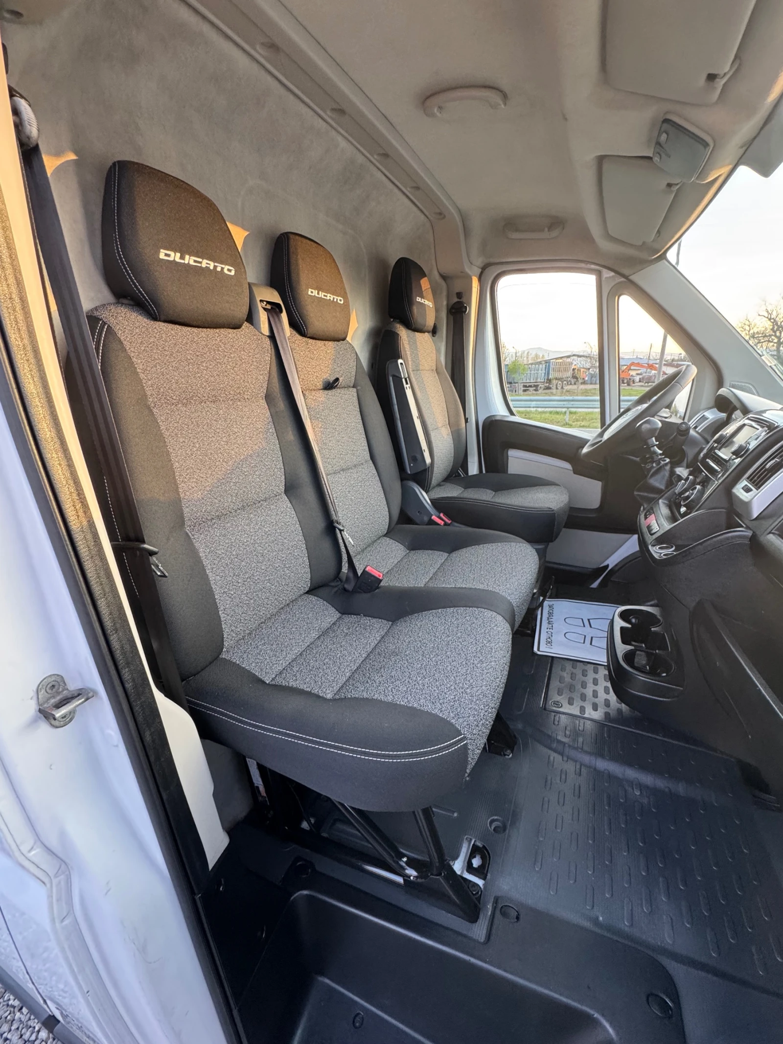 Fiat Ducato 2.3HPI* Климатик* 2018г* Австрия* 6ск* , снимка 17 - Бусове и автобуси - 54711273