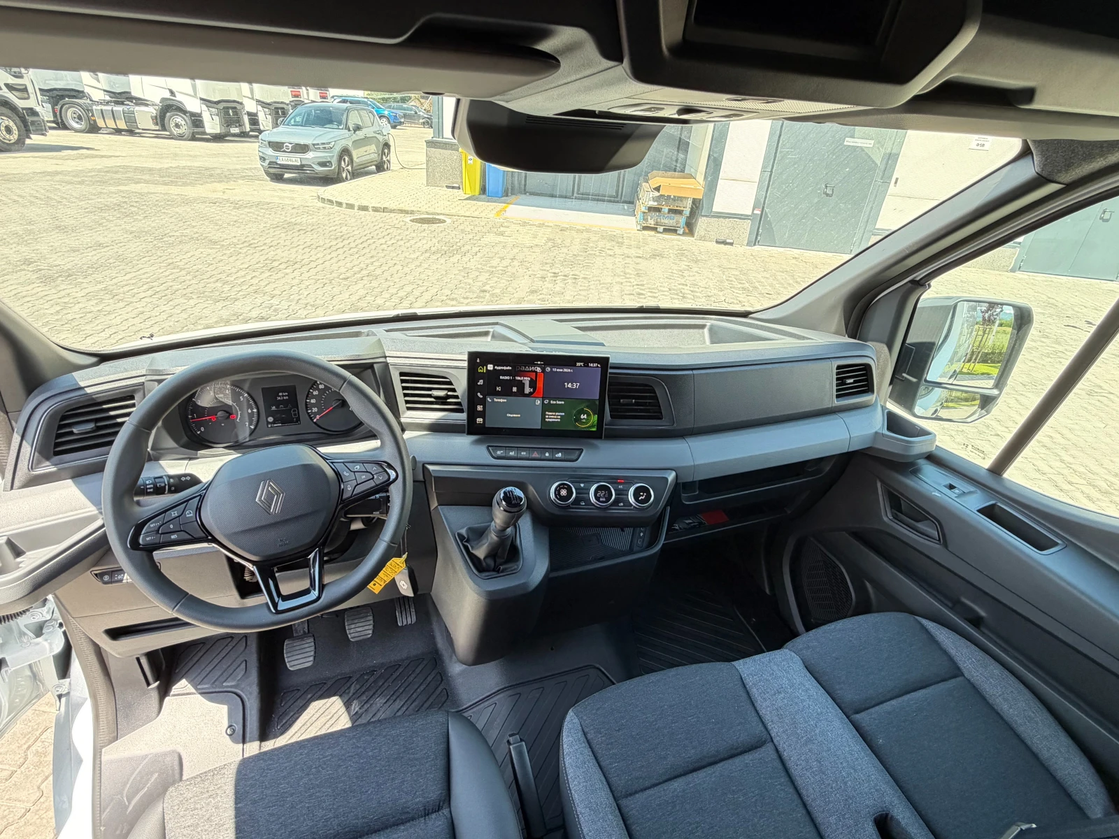 Renault Master * НАЛИЧЕН* ЧИСТО НОВ* ЛИЗИНГ* RED EDITION* L2H2* , снимка 9 - Бусове и автобуси - 54862792