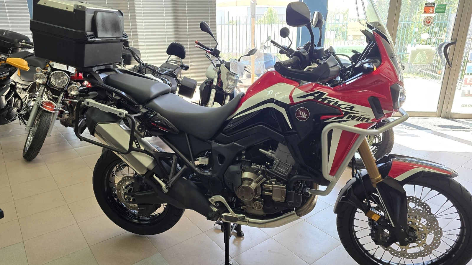 Honda Crf 1000 Africa Twin DCT 2019 г. Лизинг !, снимка 4 - Мотоциклети и мототехника - 54855136
