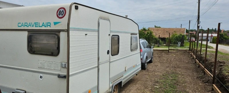 Каравана Caravelair 740кг., снимка 4 - Каравани и кемпери - 39046154