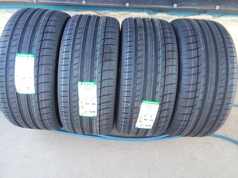 Гуми Летни 275/45R20, снимка 2 - Гуми и джанти - 45649527