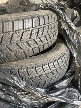 Гуми Зимни 175/65R14, снимка 1 - Гуми и джанти - 47990169