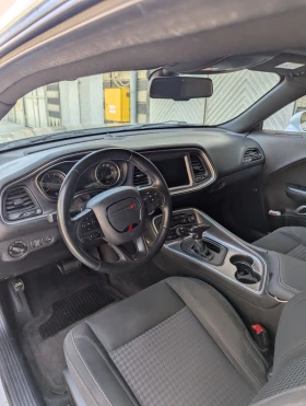 Dodge Challenger R/T | Mobile.bg    13