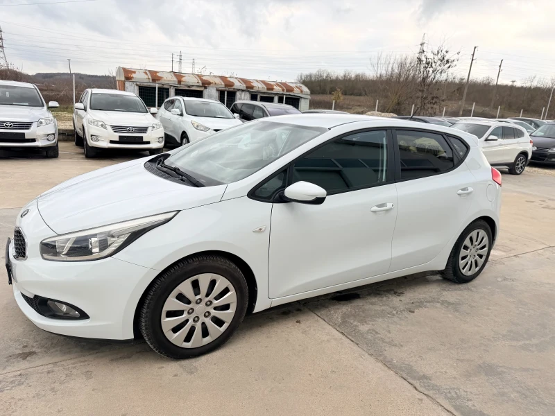Kia Ceed 1.4i 100к.с 6ск* BRC* NOVA* UNIKAT* , снимка 3 - Автомобили и джипове - 40050991