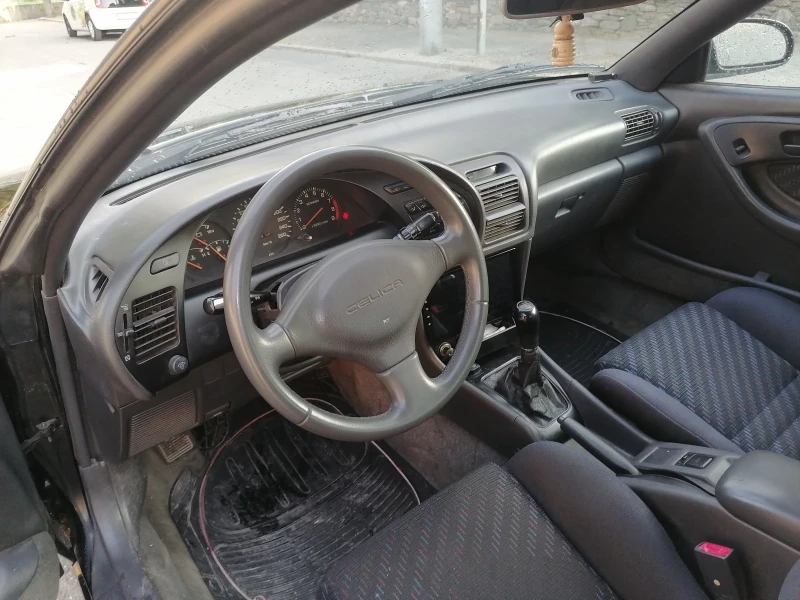 Toyota Celica 2.0gti, снимка 6 - Автомобили и джипове - 46950069