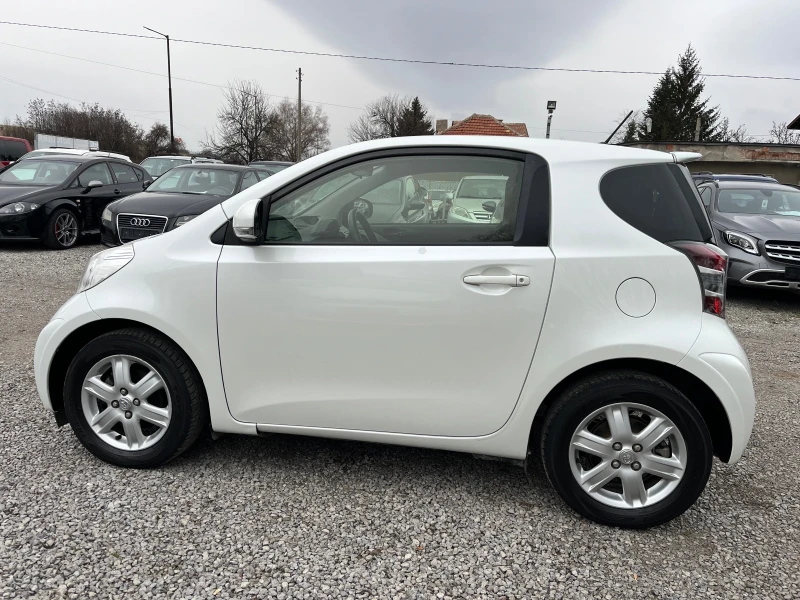 Toyota IQ 1.0I VVT-I  EURO 5B, снимка 6 - Автомобили и джипове - 48353095