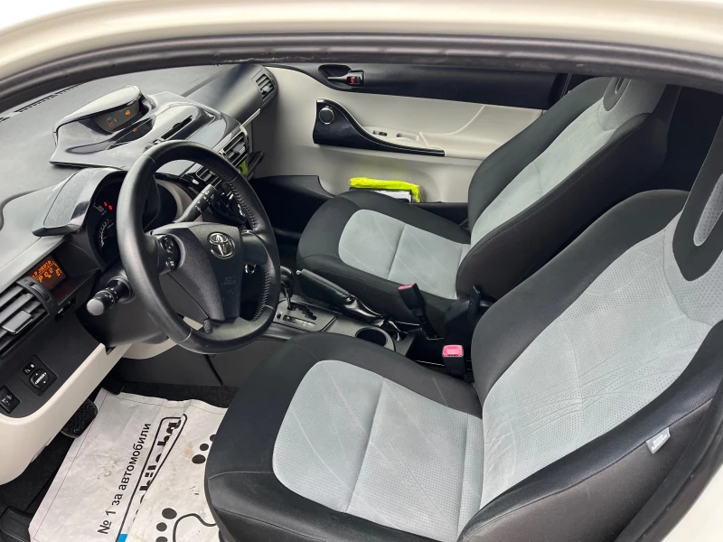 Toyota IQ 1.0I VVT-I  EURO 5B, снимка 11 - Автомобили и джипове - 48353095