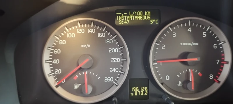 Volvo S40 1.8i, снимка 12 - Автомобили и джипове - 48559916