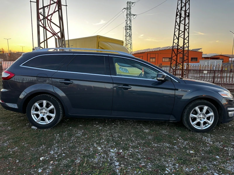 Ford Mondeo 1.6 TDCI - TITANIUM, снимка 4 - Автомобили и джипове - 49392038