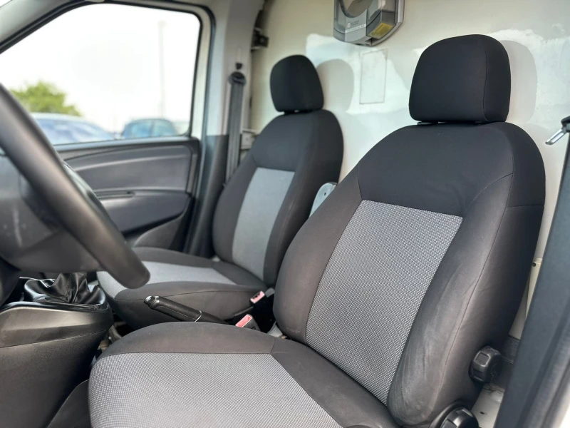 Fiat Doblo / 1.3 MJET / ХЛАДИЛЕН ФУРГОН / , снимка 14 - Автомобили и джипове - 50894711