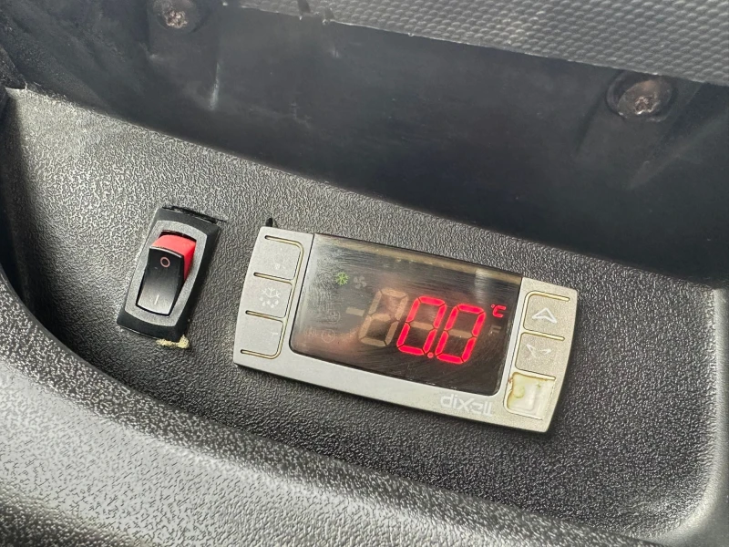 Fiat Doblo / 1.3 MJET / ХЛАДИЛЕН ФУРГОН / , снимка 15 - Автомобили и джипове - 50894711