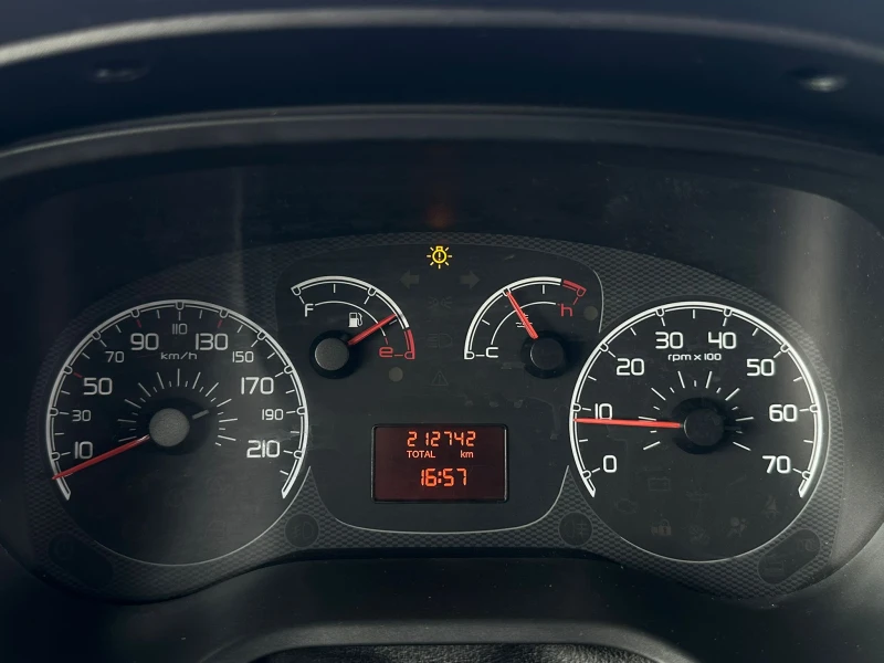 Fiat Doblo / 1.3 MJET / ХЛАДИЛЕН ФУРГОН / , снимка 16 - Автомобили и джипове - 50894711