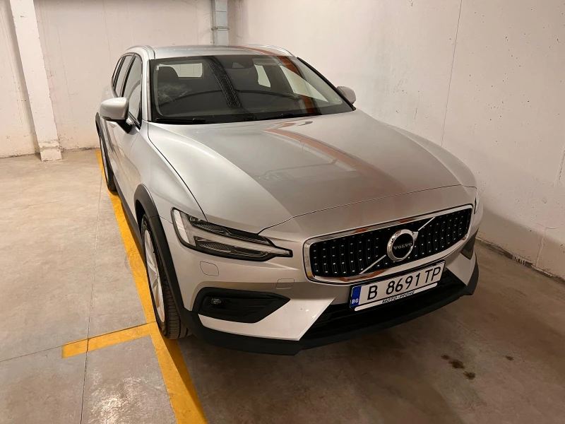 Volvo V60 Cross Country B4 2.0