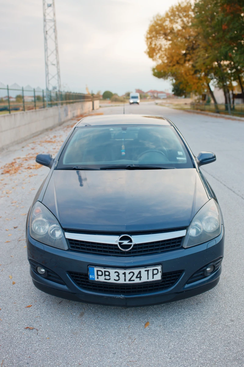 Opel Astra H, снимка 3 - Автомобили и джипове - 52112181