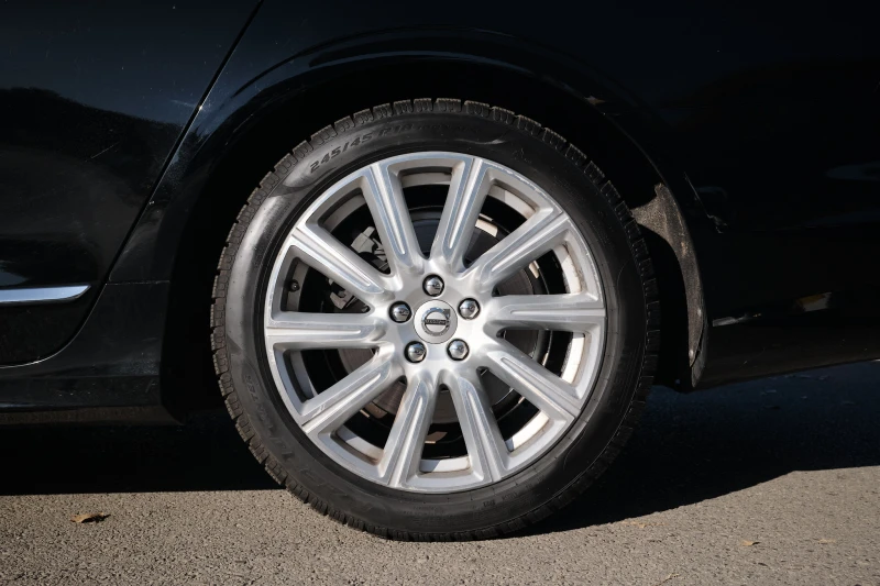 Volvo S90 D5, снимка 17 - Автомобили и джипове - 52363065