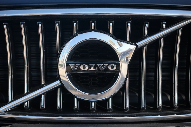 Volvo S90 D5, снимка 16 - Автомобили и джипове - 52363065
