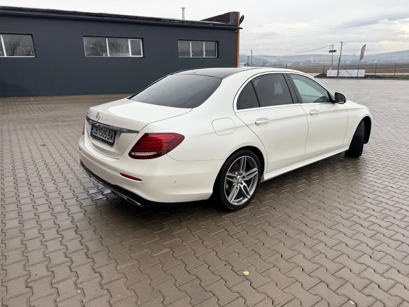 Mercedes-Benz E 220 E 220 d, снимка 3 - Автомобили и джипове - 52469946