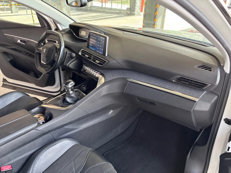 Peugeot 5008 Crossway* 7местен* кожа* нави, снимка 11 - Автомобили и джипове - 53029989