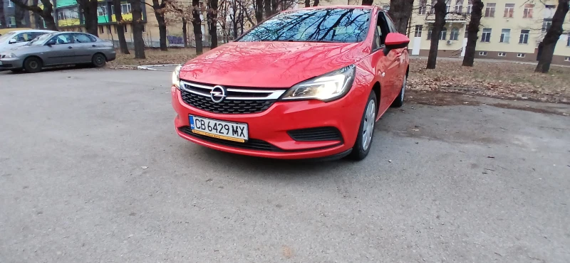 Opel Astra Euro6d , снимка 3 - Автомобили и джипове - 53125569