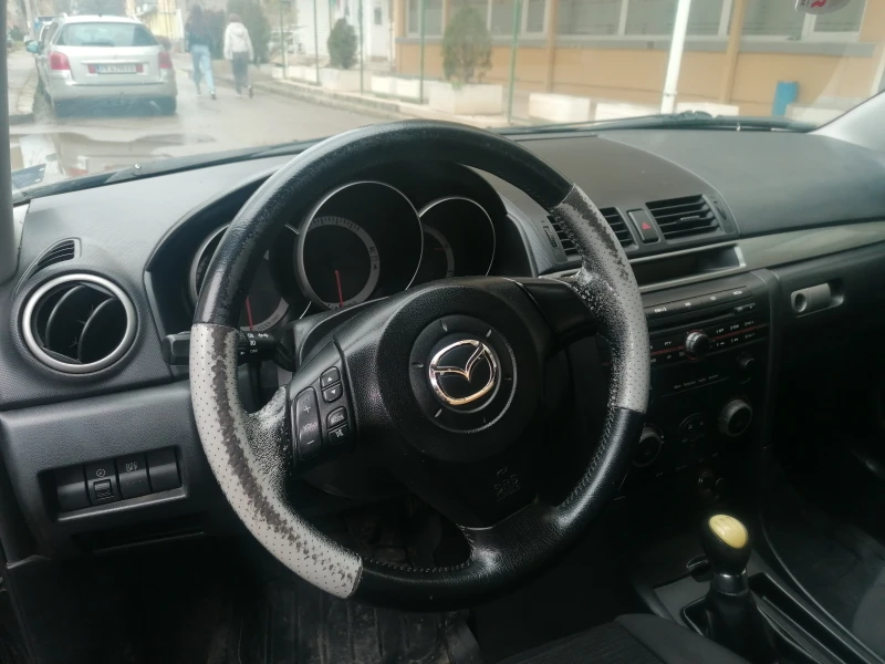 Mazda 3, снимка 4 - Автомобили и джипове - 53286400