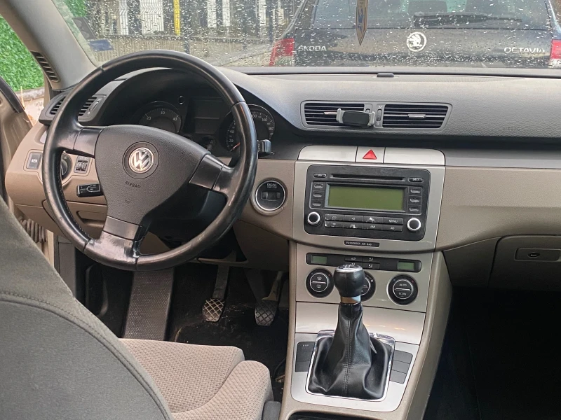 VW Passat, снимка 9 - Автомобили и джипове - 53304177