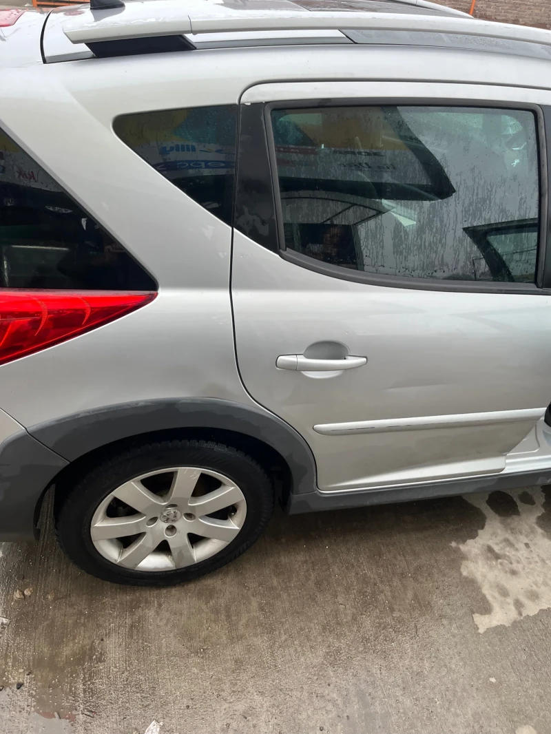 Peugeot 207 SW OUTDOOR, снимка 11 - Автомобили и джипове - 53443138