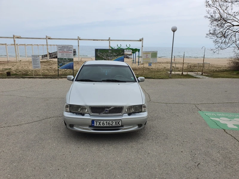 Volvo C70 2.0 T5, снимка 2 - Автомобили и джипове - 48361501