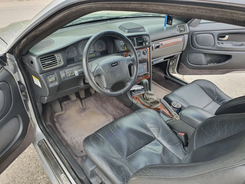 Volvo C70 2.0 T5, снимка 12 - Автомобили и джипове - 48361501