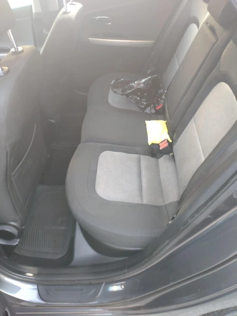 Kia Ceed 1.6, снимка 11 - Автомобили и джипове - 53225477