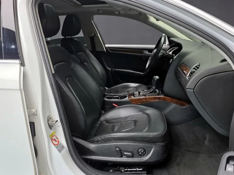 Audi A4 2.0 TFSI Quattro, снимка 10 - Автомобили и джипове - 54548594