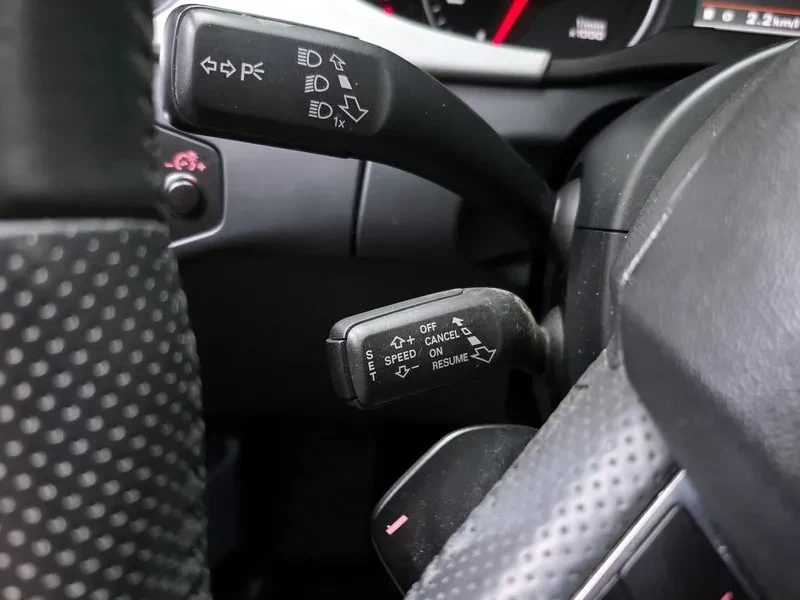 Audi A4 2.0 TFSI Quattro, снимка 17 - Автомобили и джипове - 54548594