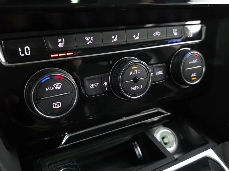 VW Arteon 2.0 TDI PRESTIGE, снимка 16 - Автомобили и джипове - 55560266