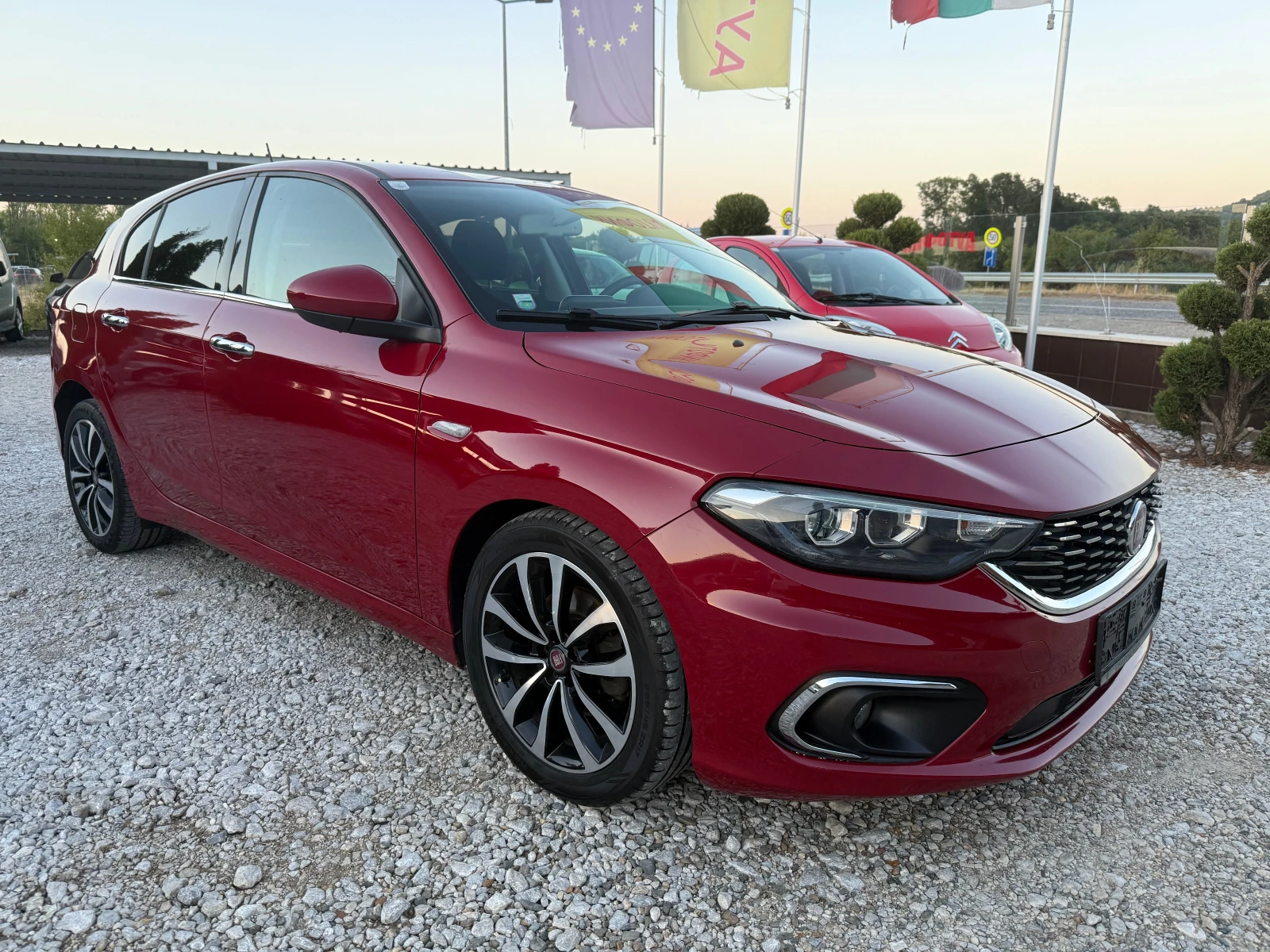 Fiat Tipo 1, 6 JTD НАВИГАЦИЯ !! ДИСТРОНИК !! , снимка 1