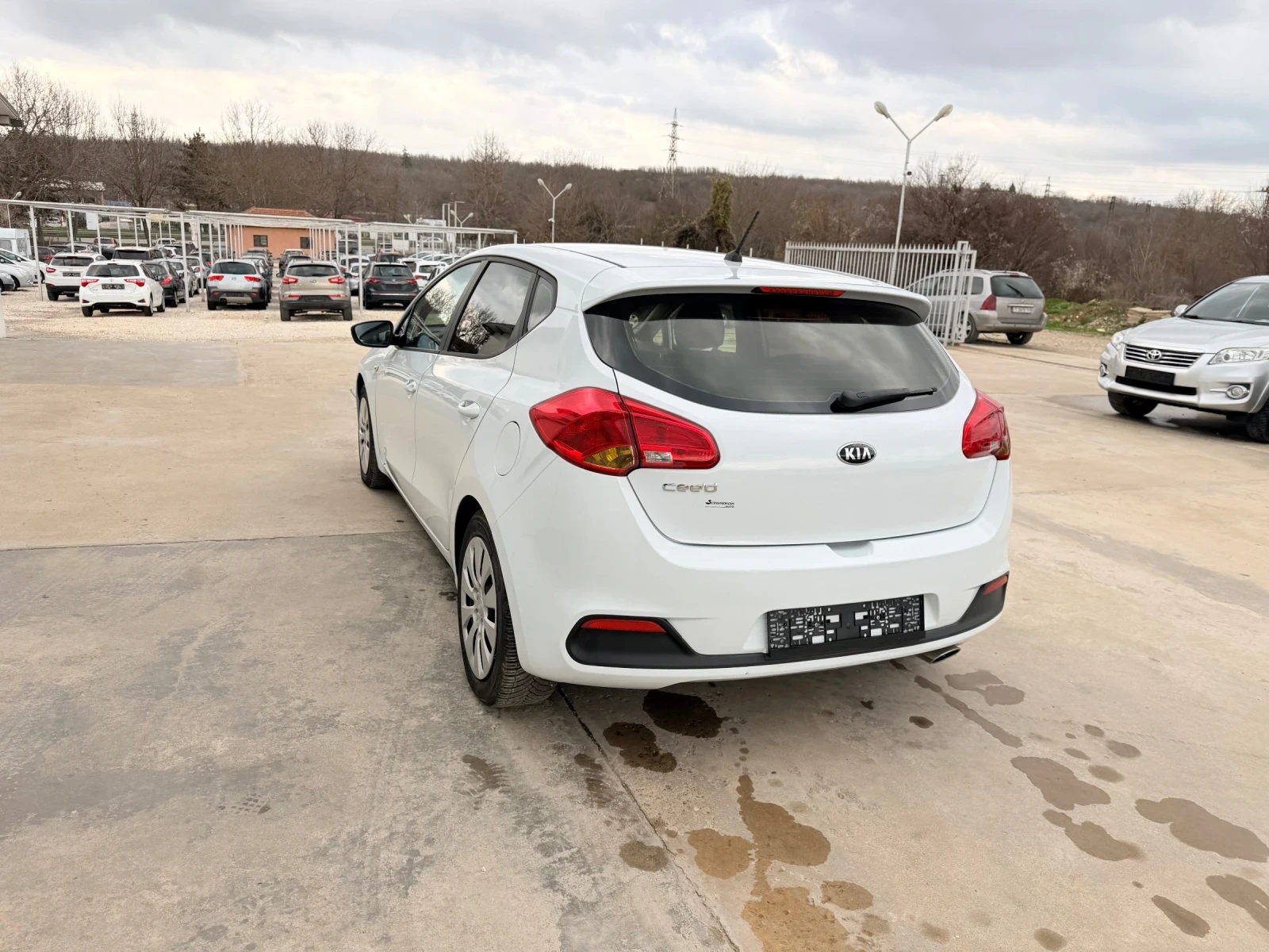 Kia Ceed 1.4i 100. 6* BRC* NOVA* UNIKAT*  | Mobile.bg   5