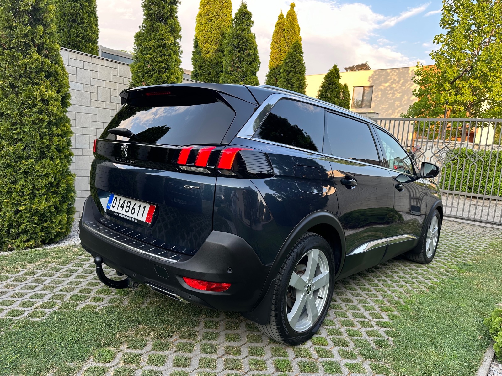 Peugeot 5008 2.0 BLUE-HDi* GT LINE* PANORAMA* MASSAGE - изображение 4