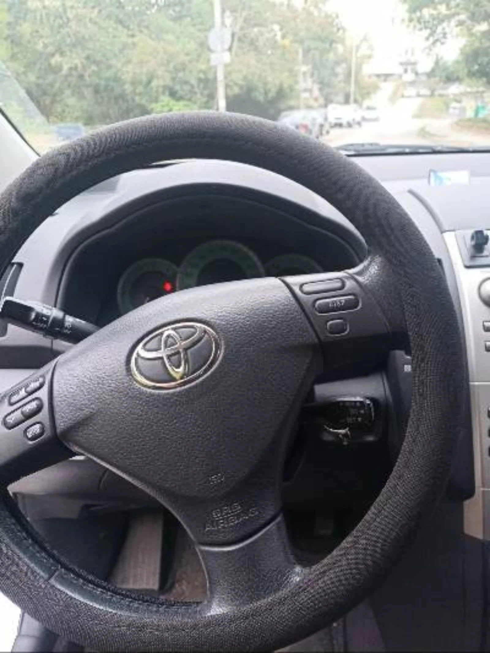 Toyota Corolla verso  - изображение 4