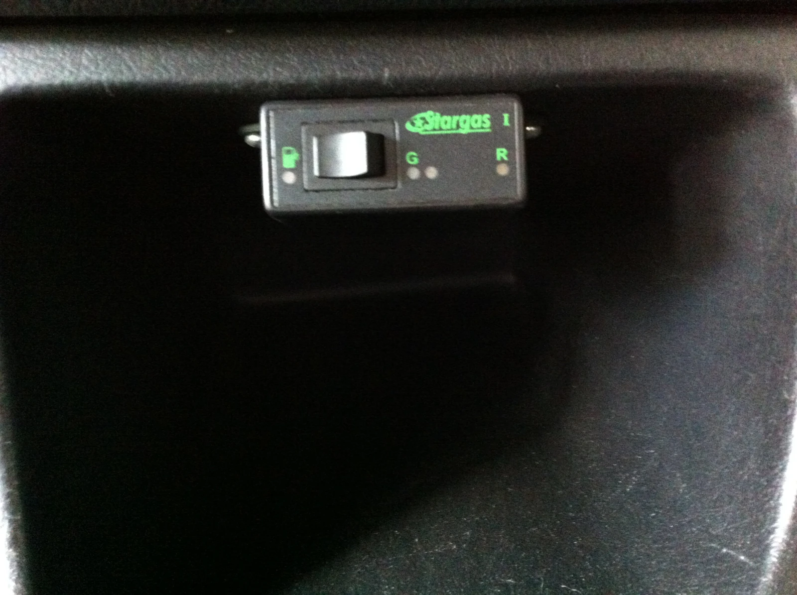 VW Golf 1.6 ��� | Mobile.bg � ����������� 14