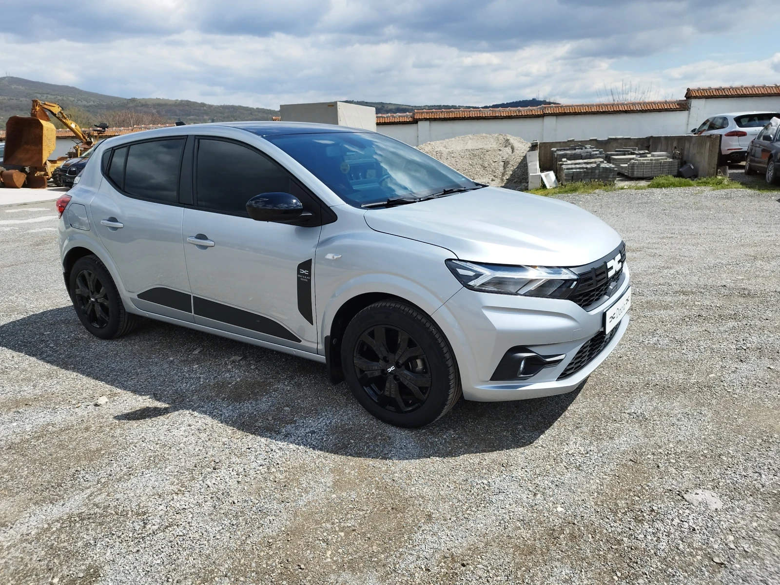 Dacia Sandero 1.0TCE - изображение 7