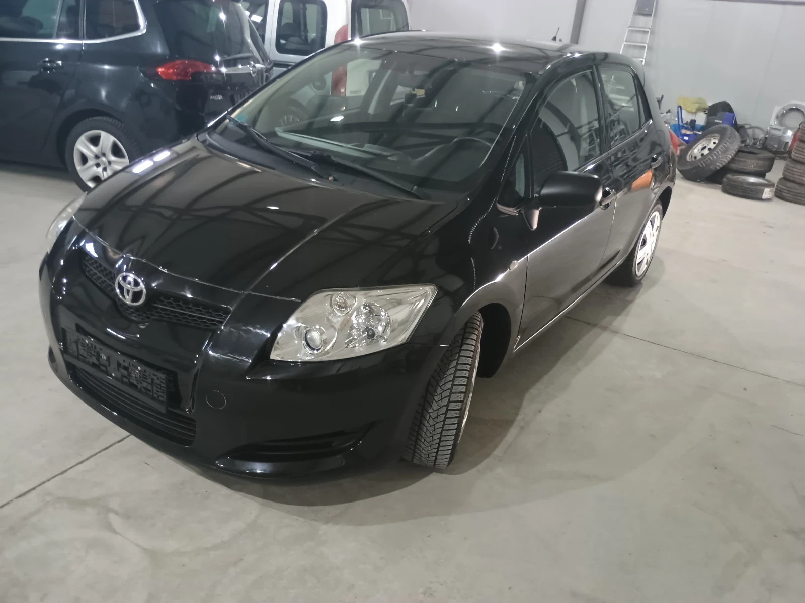 Toyota Auris Auris - изображение 2