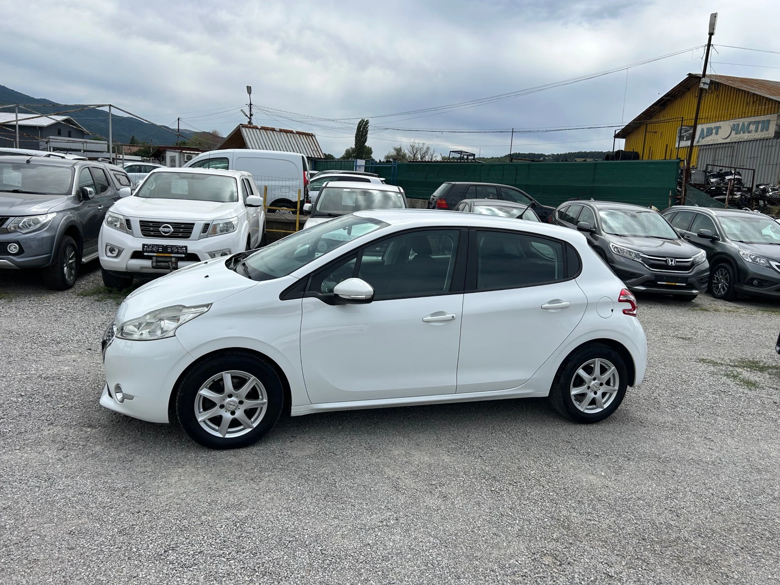 Peugeot 208 1.4HDI EURO5A - изображение 4