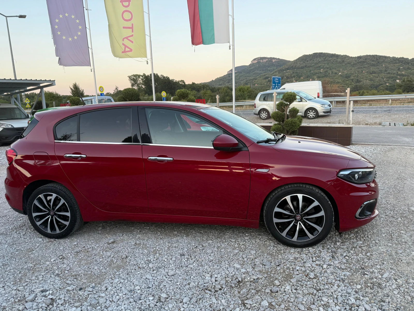 Fiat Tipo 1, 6 JTD НАВИГАЦИЯ !! ДИСТРОНИК !!  - изображение 2