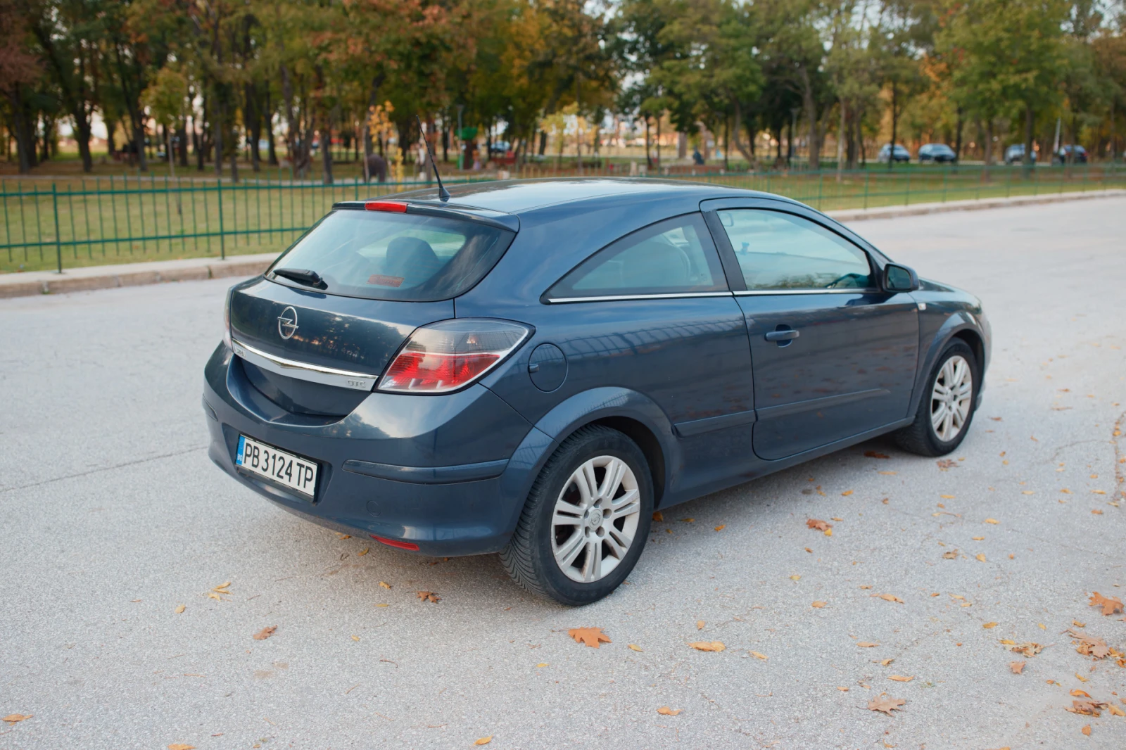 Opel Astra H - изображение 2