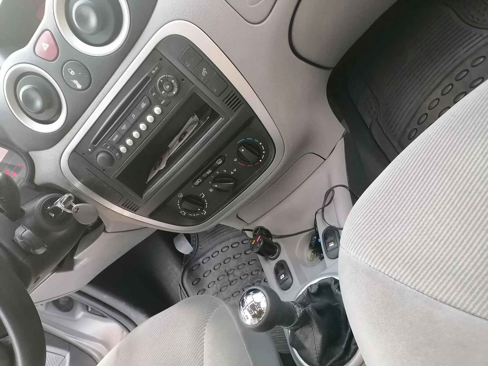 Citroen C3 1.4HDI - изображение 8