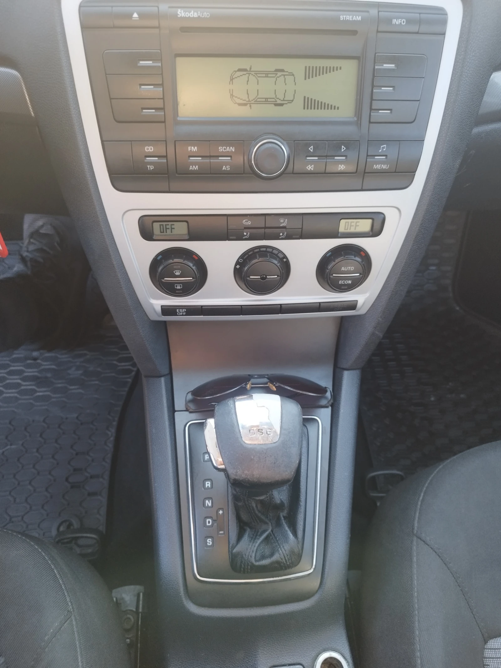 Skoda Octavia 2.0TDI  DSG  | Mobile.bg � ����������� 14