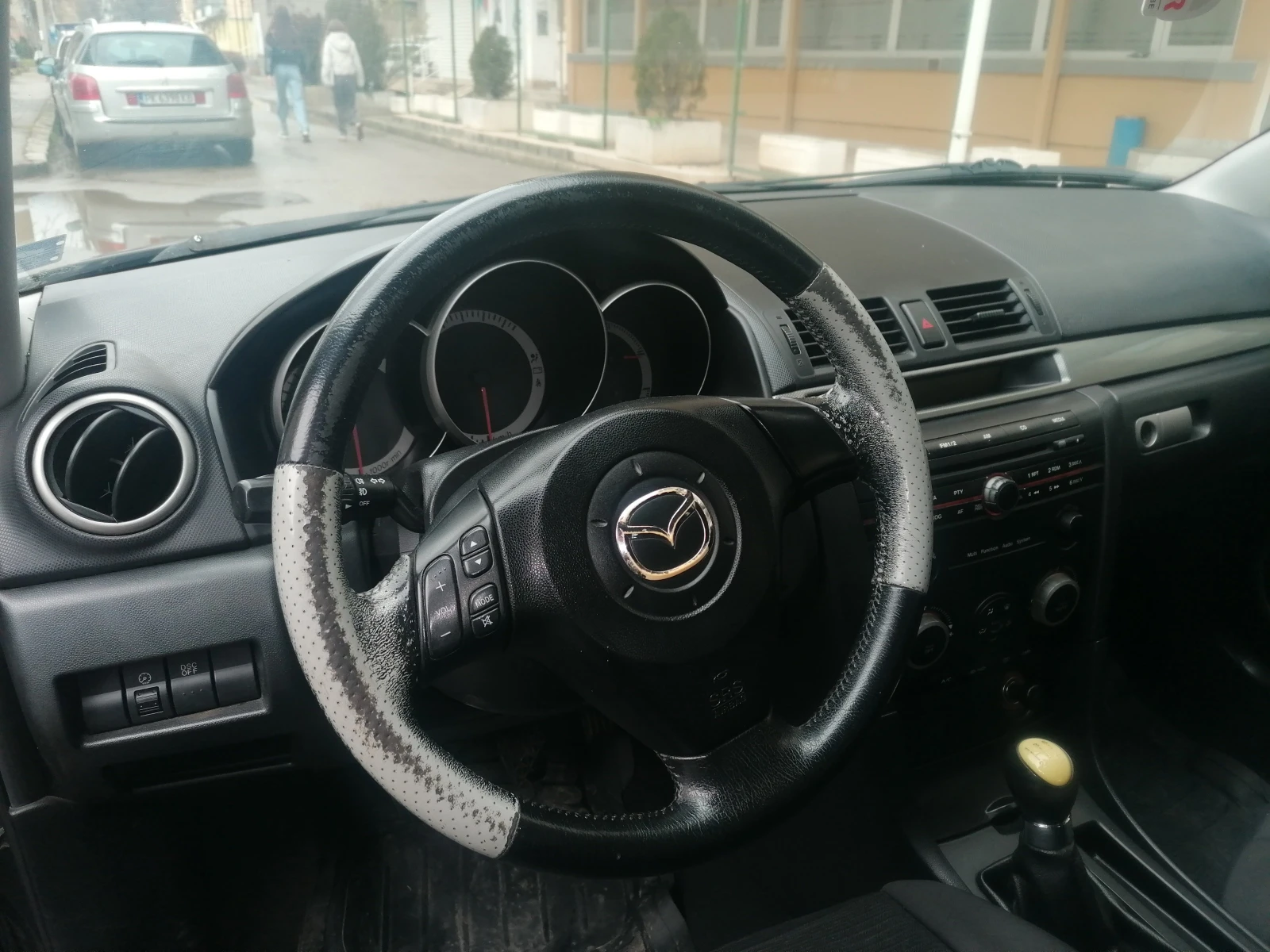 Mazda 3 | Mobile.bg � ����������� 4
