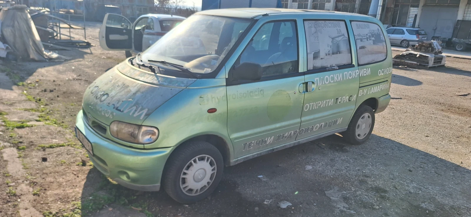 Nissan Serena  - изображение 2