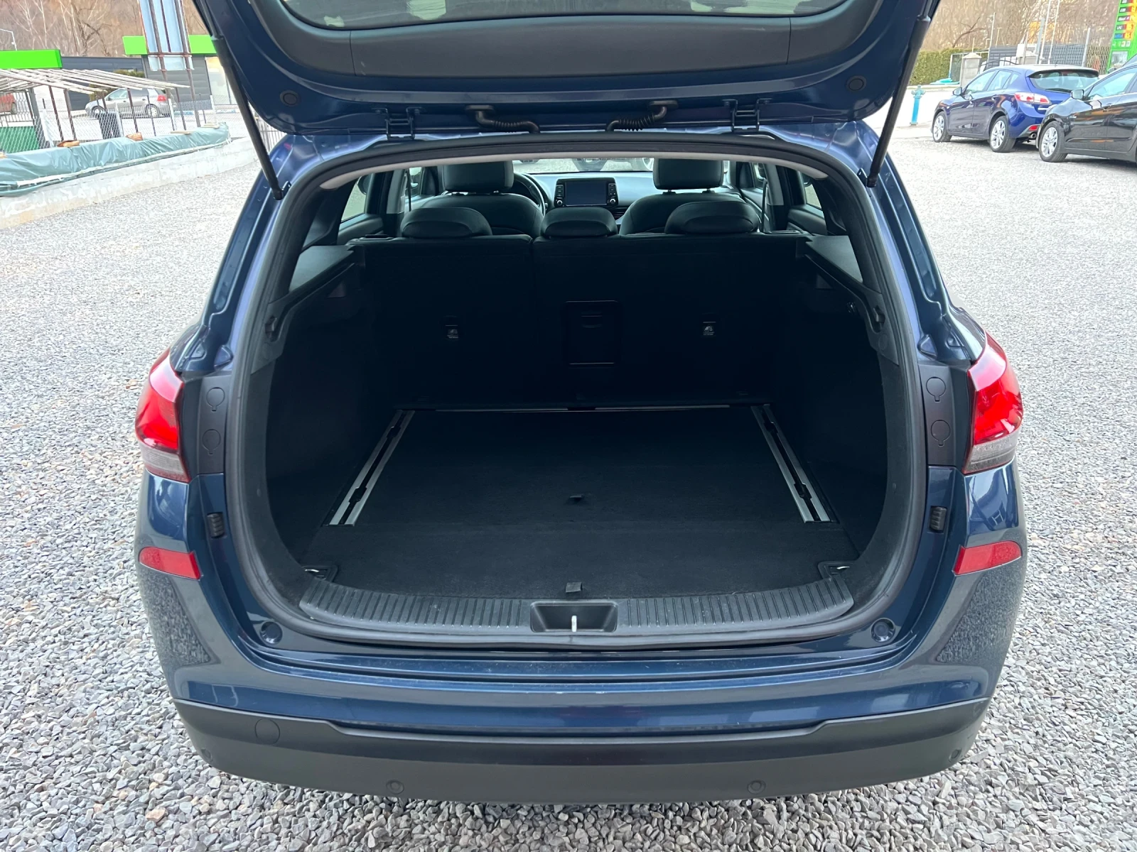 Hyundai I30 1.6CRDi ШВЕЙЦАРИЯ, снимка 5 - Автомобили и джипове - 53765111