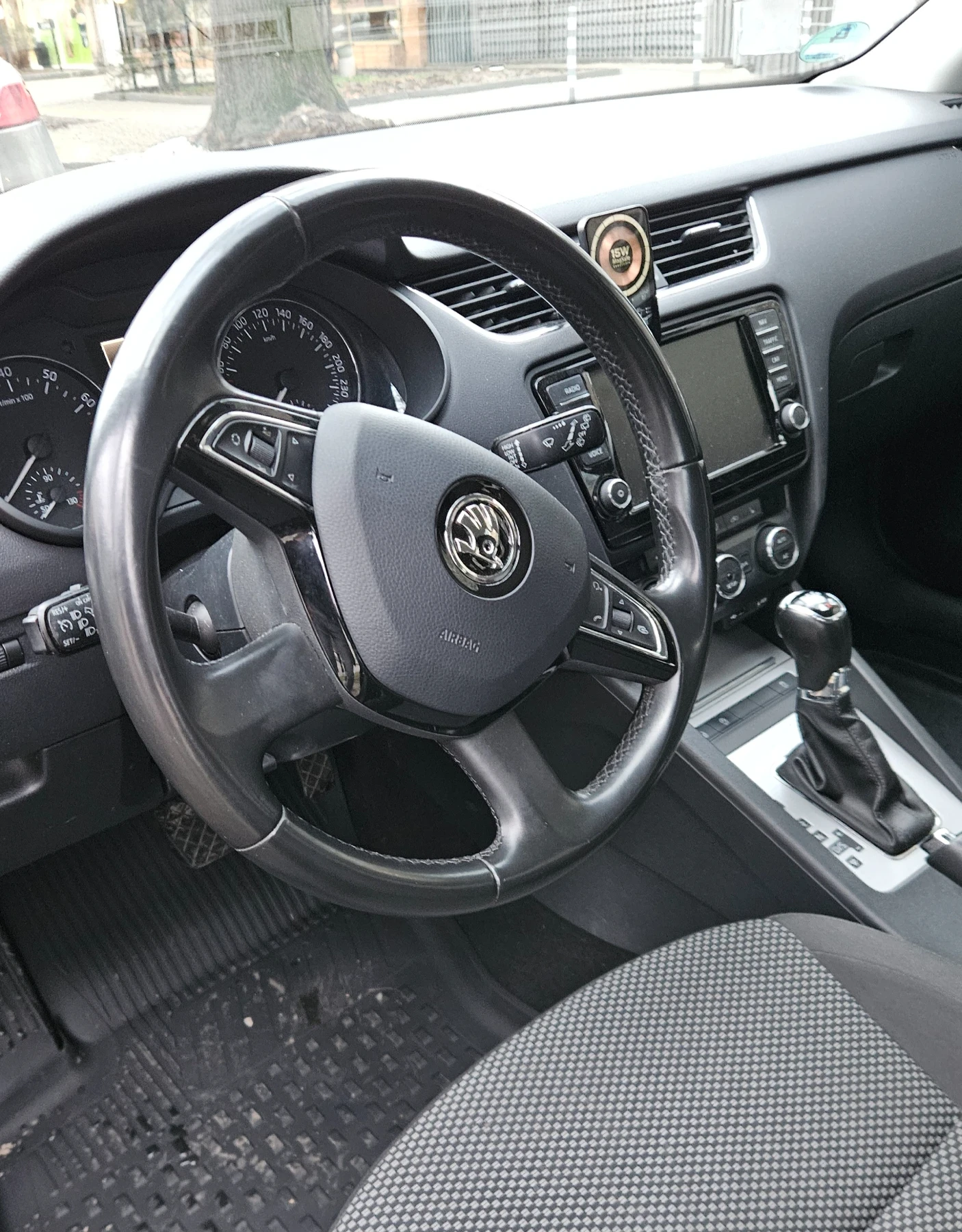 Skoda Octavia 1.8 tsi DSG 4x4 VRs| Stage 3, снимка 9 - Автомобили и джипове - 53928140