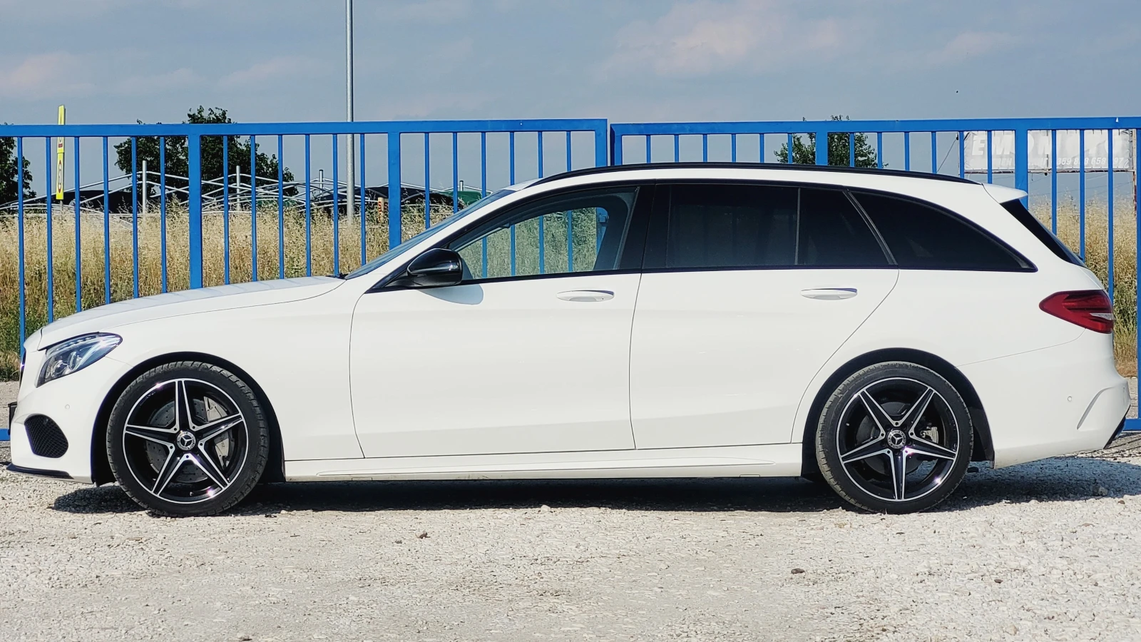 Mercedes-Benz C 250 179хкм-AMG-9g-Distr-Keyless-Germany-Пълна история!, снимка 2 - Автомобили и джипове - 54490024