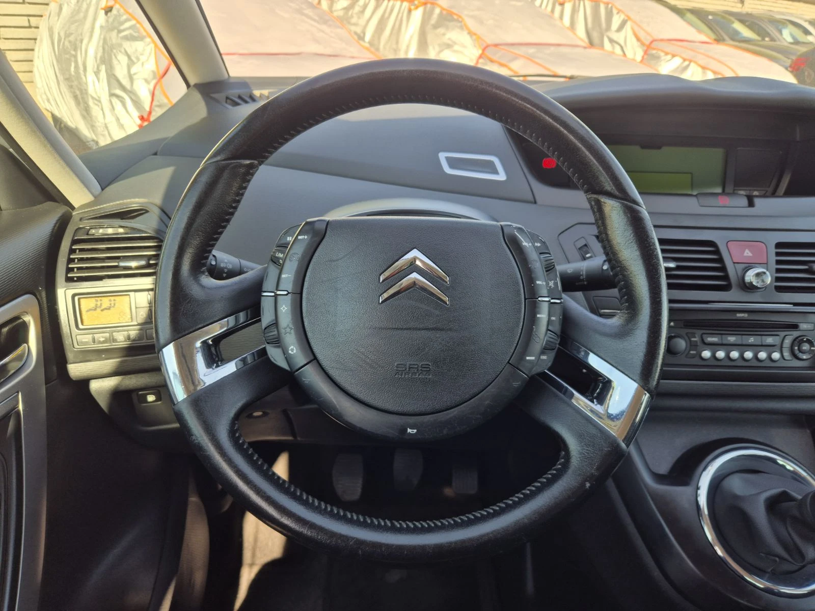 Citroen C4 Picasso 1.6HDI-, снимка 8 - Автомобили и джипове - 54716136